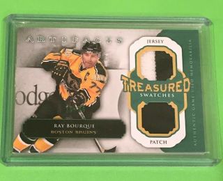 2013 - 14 Upper Deck Artifacts Ray Bourque Treasured Swatches Emerald Rare 26/36