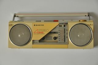 Sanyo M - S300k Ivory Rare Vintage Boombox Radio For Restoration