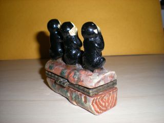 rare vntg 3 Wise Monkeys (see no,  hear no,  speak no evil) porcelain trinket box 5