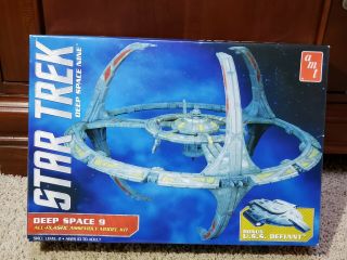 Amt Star Trek Deep Space 9 Model Kit (clear Edition) With Uss Defiant Rare