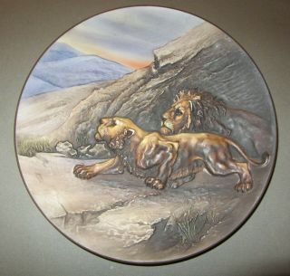 Nippon High Relief Lions Mountain Dish - Rare - Lioness Blown Out Plate