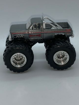Hot Wheels Monster Jam Truck (1:64 Scale) Excaliber (rare)