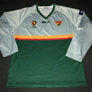 Very Rare Player Issue Tasmanian Cricket Training Long Sleeved Jumper Size Xl