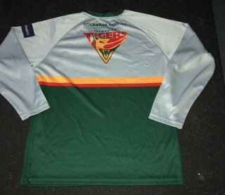 Very Rare Player Issue Tasmanian Cricket Training Long Sleeved Jumper Size XL 2