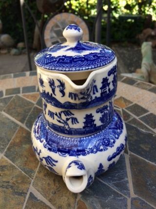 Rare Blue Willow Cosy TeaPot Stacked Teapot Creamer and Sugar Bowl With Lid 2