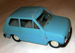 Fiat 126p Polski - Plastic Toy Skala 1: 12.  3 Italy Mega Rare