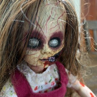 Living Dead Dolls Series 3 Dawn Rare
