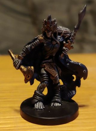 D&d Mini - Vlaakith The Lich Queen 60 (blood War Series - Rare With Cards)