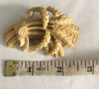 Vintage Art Deco Jewellery Rare Carved Corn Flower Celluloid Brooch Dress Pin 6