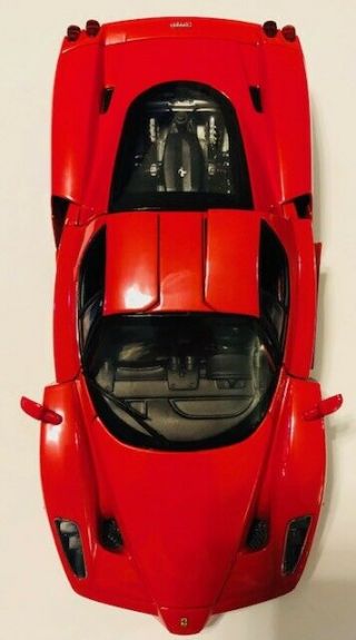 Hot Wheels Enzo Ferrari Diecast Model 2002 1:18 Bright Red & Rare 3