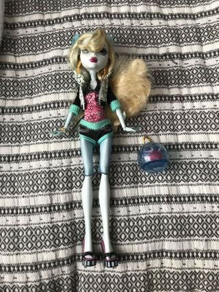 Monster high lagoona blue and ghoulia yelps first wave GUC RARE 2