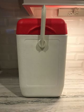 Vintage Gott Tote 18 Cooler Red Top White Handle RARE 2