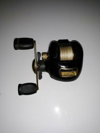 Rare Pinnacle Limited Edition Baitcaster,  Black And Gold Fishing Reel
