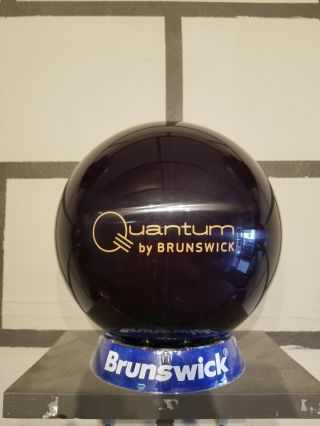 Brunswick Classic Black Quantum 15lb Bowling Ball Rare.
