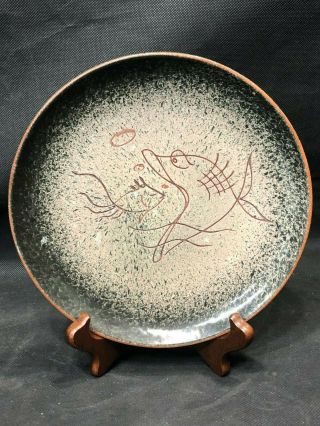 Rare Mid Century Esther Sills Sgraffito Pottery Fish Plate 7 3/4 "