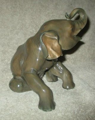 ROSENTHAL SELB PORCELAIN FIGURINE - Rare Seated Elephant in Brown - 1940s 2