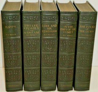5 Antique Rare H.  G.  Wells Books,  Leather Bound,  1924,  Pub.  By Chas.  Scriibner 