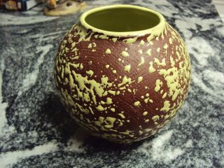 Mid Century Modern Kenwood Shawnee Art Pottery 2100 Confetti Vase 1950s Rare