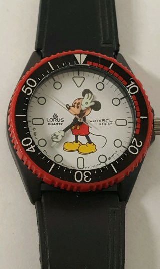 Rare Vintage Mens Lorus Micky Mouse Divers Style Watch.  Runs.  Good Shape.