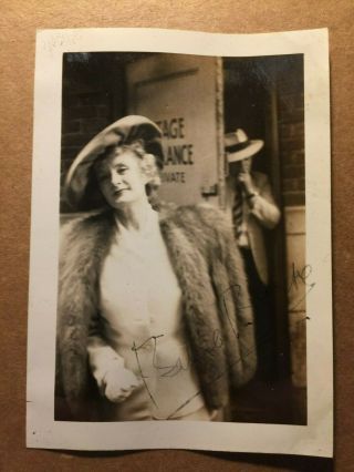Billie Burke Very Rare One Of A Kind Autographed Candid Photo Early 40s