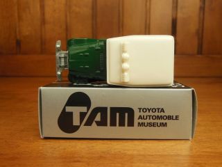 Tomica 2 TOYOTA LAND CRUISER,  Made in Japan vintage pocket car Rare 4