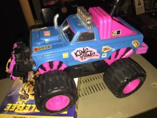 Lanard Rare Hot Pink And Blue King Kong Monster Truck Stomper 1985