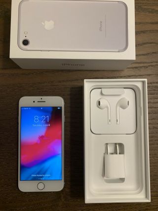 Rare Iphone 7 32gb Silver (gsm & Certified)