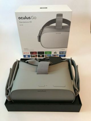 Oculus Go 64GB VR Headset This unit is in,  rarely 2