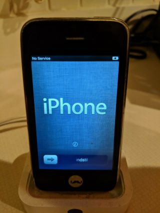 Rare Apple Iphone Mc640ll/a Black At&t 14.  2 Capacity 6.  2gb Ver 6.  1.  6