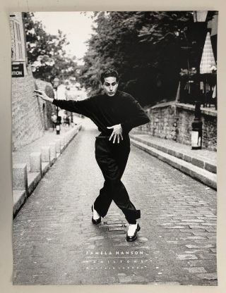 Pamela Hanson,  Street Performer,  Paris 1989,  Rare Authentic 1989 Art Print