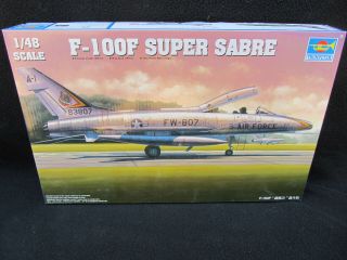 Trumpeter - Us Air Force F - 100f Sabre Fighter Rare 1/48