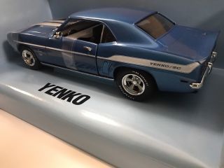 1969 Yenko Camaro / Z/28 Ertl 1/18 Blue RARE Fast & Furious Movie Style 5