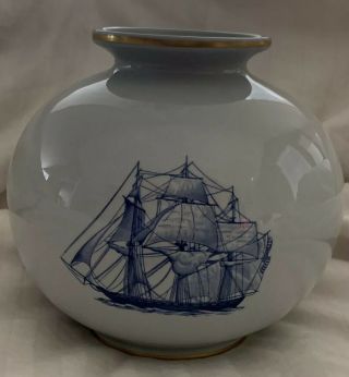 SPODE TRADE WINDS BLUE Globe Vase RARE 2