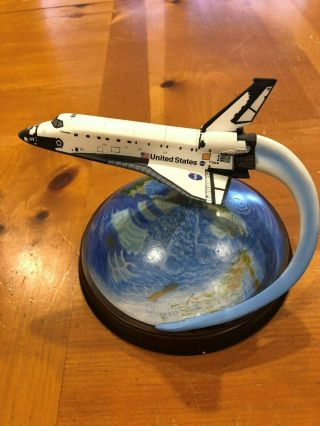 Danbury Space Shuttle Columbia (STS - 107) Memorial Model RARE & HTF 4