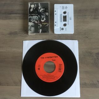 The Cranberries - Linger / Dreams 7” Vinyl Record & Cassette Tape Rare