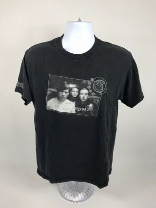 Rare Vtg 90’s 00’s Blink 182 Rock Band Short Sleeve T - Shirt Size Medium