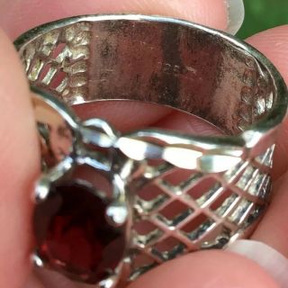 Rare Sterling Silver Red Garnet Wide Cigar Weave Band Diamond Cut Ring 925 7.  5 2