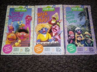 3 RARE SESAME STREET VHS ROCK & ROLL Sing Along Earth Songs Sing Yourself silly 2