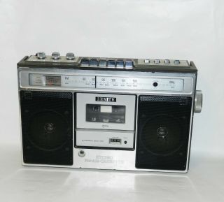Vintage ZENITH R - 97 BOOM BOX AM/FM cassette Very rare 7