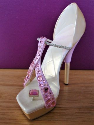 Just The Right Shoe - Pink Ribbon Miracle,  2006 Breast Cancer awareness,  RARE 3