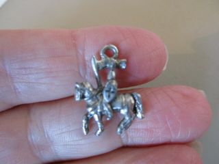VINTAGE STERLING SILVER RARE ST GEORGE KNIGHT HORSE ENGLISH FOB CHARM PENDANT UK 2