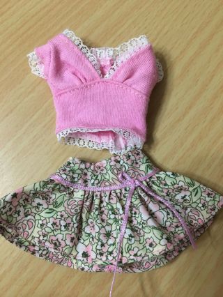 Barbie Doll Fashion Fever Pink Lace Top Floral Skirt Set Outfit Rare