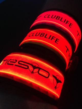 Dj Tiesto Led Glow In The Dark Wristband Rare Snap Bracelet - 3 Colors