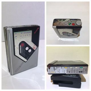 Ultra Rare Aiwa Hs - J08 Walkman Stereo Radio Cassette.