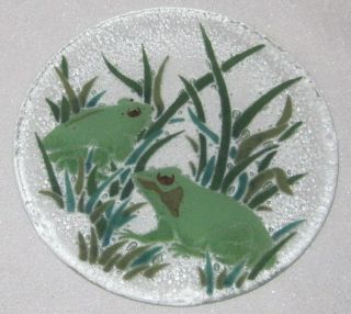 Peggy Karr Signed 7 7/8 " Fused Studio Art Glass Plate Green Frogs Rare Vgc
