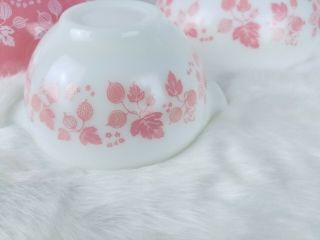 Vintage Pyrex Pink and white Gooseberry Cinderella Bowls Rare 441 443 444 5