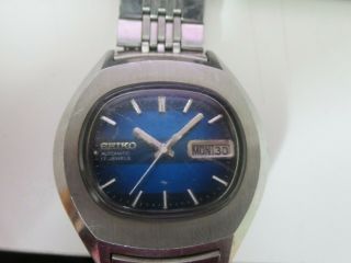 Rare Seiko Automatic 17j Blue Burst Tv Dial Mens Wristwatch 7009 - 5008 Day Rp5
