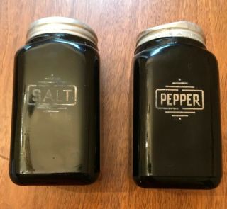 Rare Vintage Hazel Atlas Lg Sq Salt Pepper Shakers Black Milk Glass White Shield