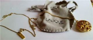 Pendant - Lalique Gold Tone Locket With Open Work Doves.  Long 32 Inch Chain - Rare