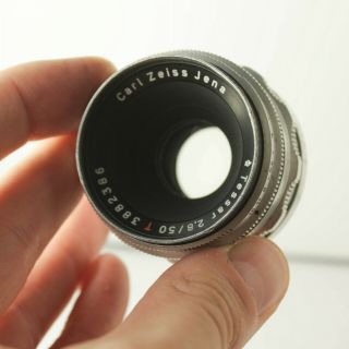 rare Carl Zeiss Jena Tessar F/2,  8 50mm Red T Lens 12 blades bokeh M42 mount 3